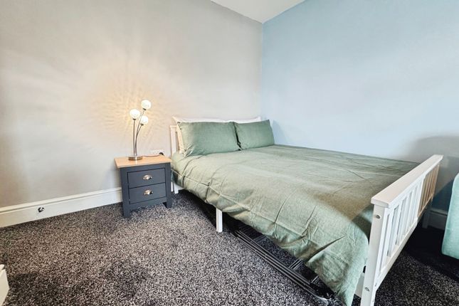 Room 4,,, Liverpool Road, Manchester photo 4
