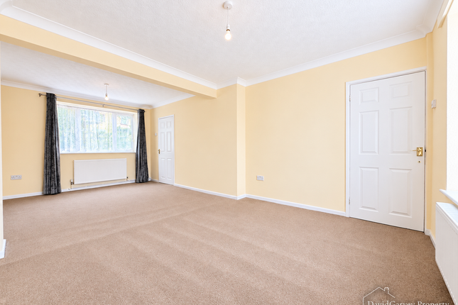 17, Hailsham Road, Romford photo 3