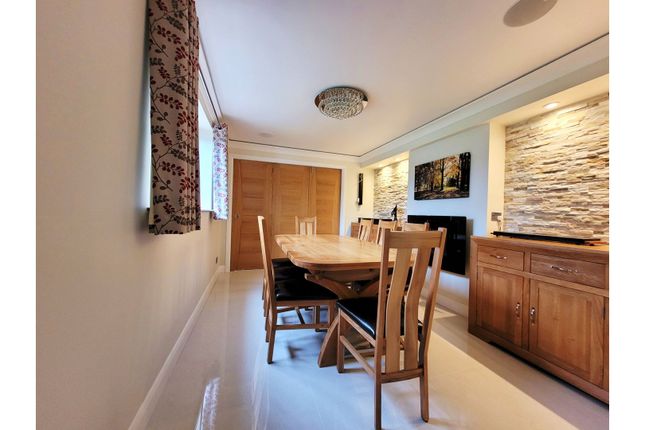 Detached house for sale in Millwood Vale, Witney