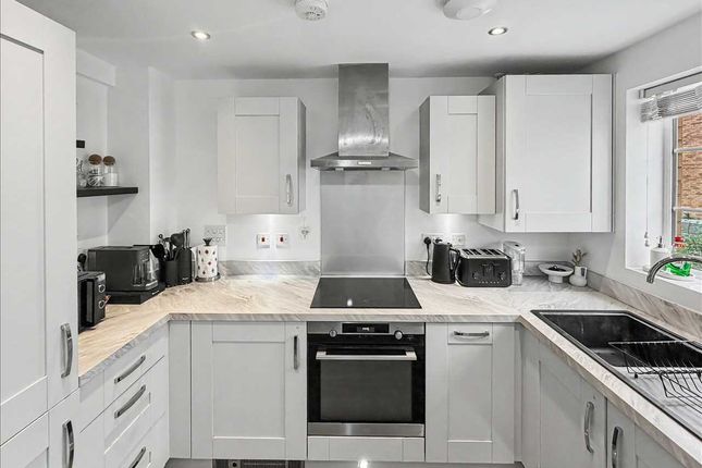 20, Woodpecker Way, Kirby Cross photo 3
