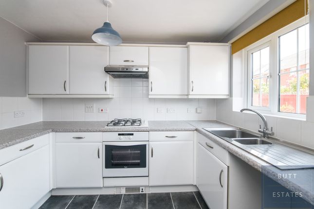 7 Royal Crescent, Exeter photo 4