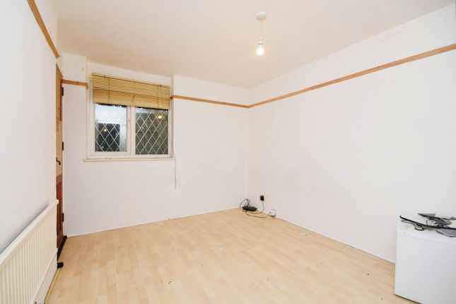 Terraced house for sale in Whitcroft, Langdon Hills, Basildon, Essex