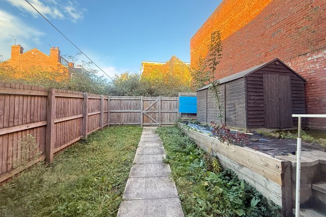 Burley Lodge Road, Leeds photo 3