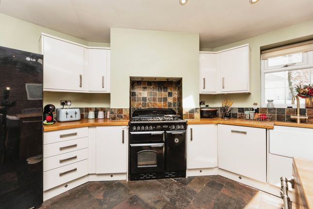 24, High Street, Pontefract photo 3