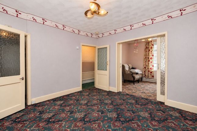 128, Robert Street, Pontypridd photo 4