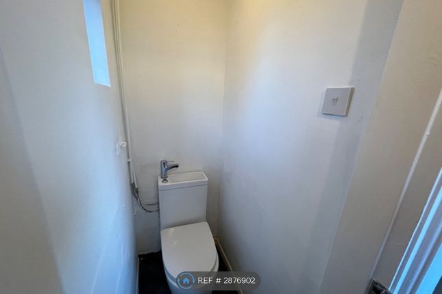 Jubilee Avenue, Orrell, Wigan photo 3