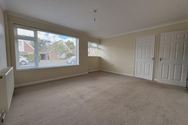 5, Appleton Drive, Great Yarmouth photo 4