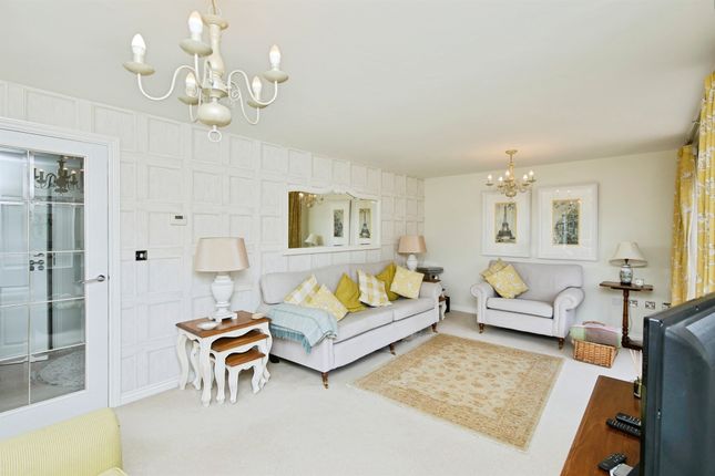 2, Merevale Way, Derby photo 3