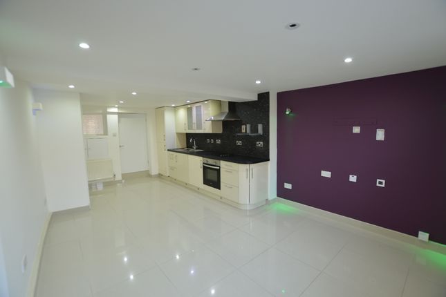 Lounge 2