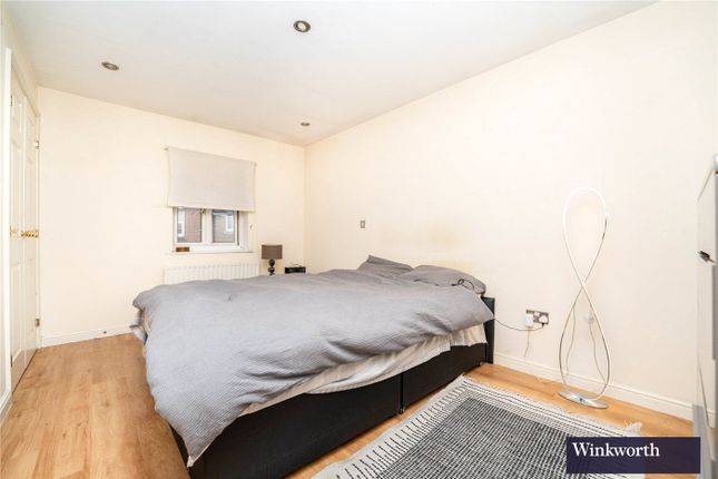 End terrace house for sale in Ross Close, Northolt, Middlesex