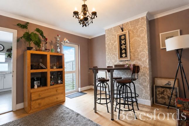 14, Kendall Road, Essex photo 4