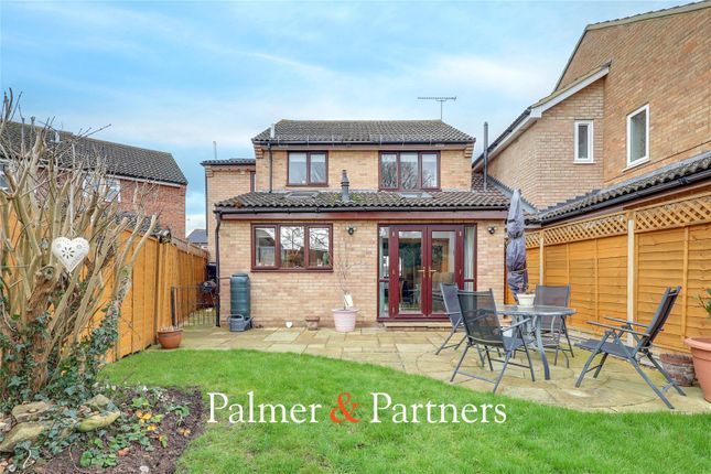 34, Sowerberry Close, Essex photo 4