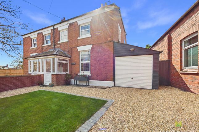 3-bed house on 2 The Hollies, Oswestry, £305,000