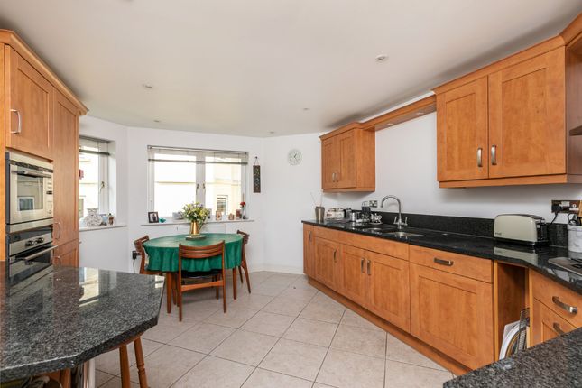 Flat for sale in Holly Meadows, Winchester