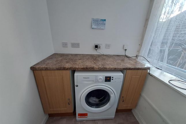Flat to rent in Waterloo Road, Blyth