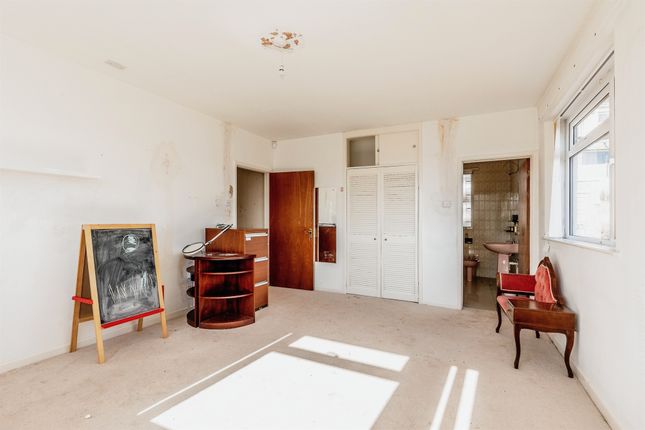 Thumbnail Detached bungalow for sale in Yeo Lane, Long Ashton, Bristol