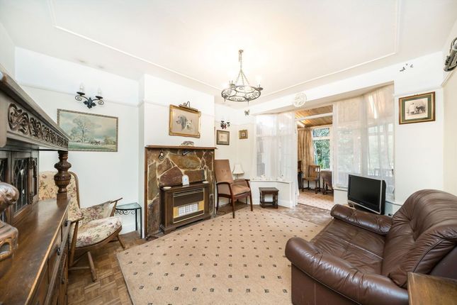 Greenfield Avenue, Surbiton photo 4