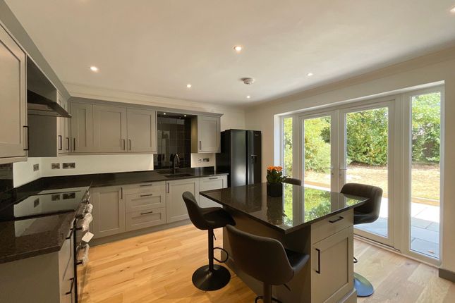 8 Marton Close, Crewe photo 2