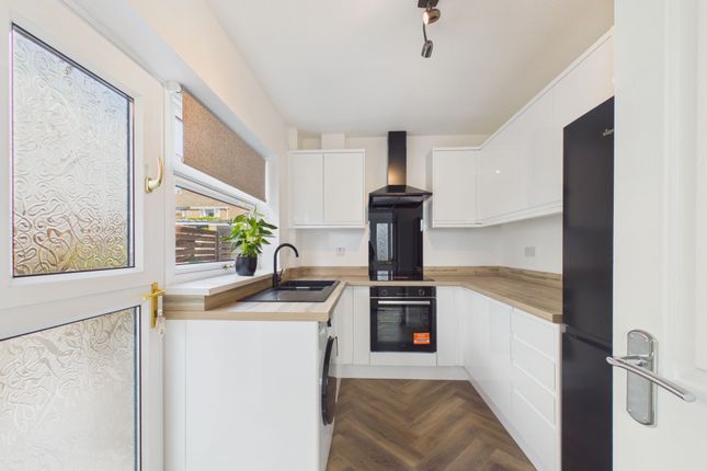 4 Whittan Close, Barry photo 4