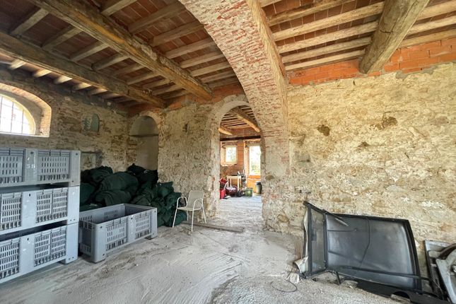 Farm for sale in Monte San Savino, Arezzo, Tuscany, Italy