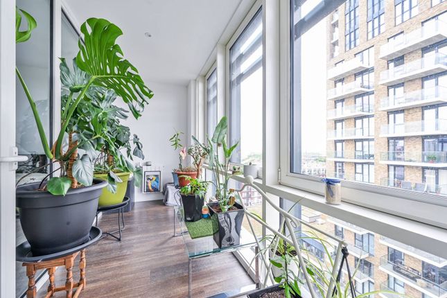 Thumbnail Flat for sale in Naval House, Woolwich Riverside, London