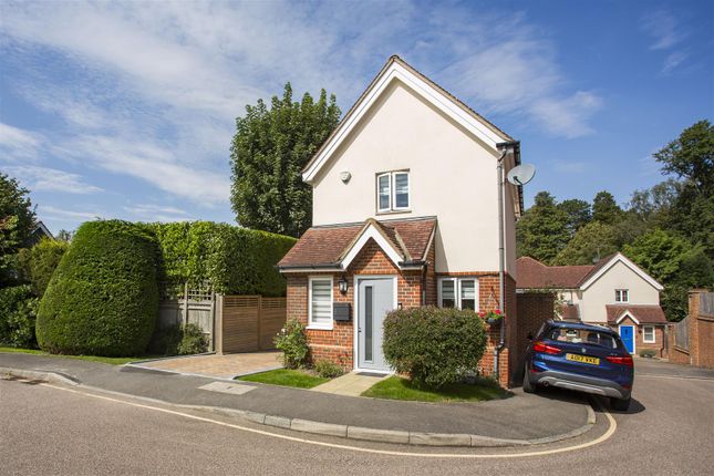 Thumbnail Detached house for sale in Beech Close, Tunbridge Wells