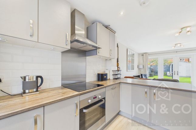 12 Mulbridge Way, Northampton photo 3
