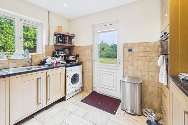 4 Stanesfield Close, Cambridge photo 3