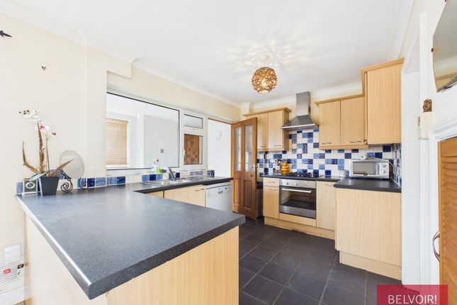 21, Parker Drive, Farndon photo 2
