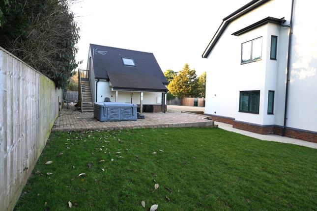 Detached house for sale in Oxford Road Abingdon, Oxfordshire