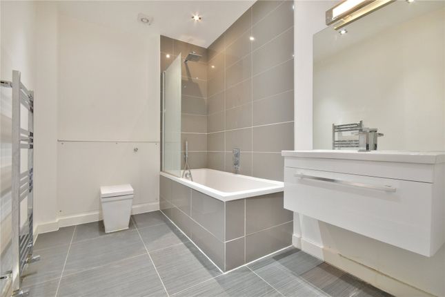 First Floor, 23, Spelman Street, London photo 4