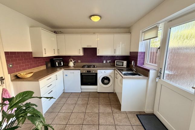 22, Keswick Close, Leicester photo 2