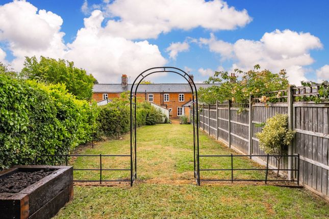 6 Elvin Road, Dereham photo 2