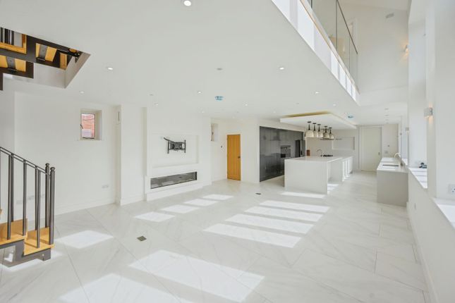 The Bungalow, Drakelow Road, Swadlincote photo 4