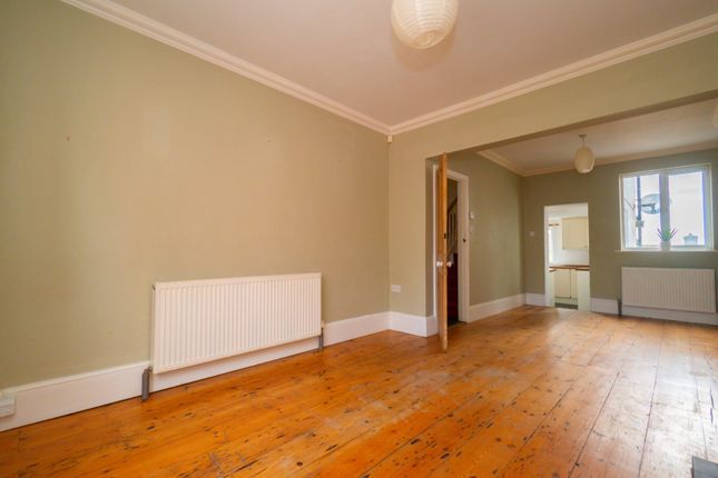 7, Cambridge Terrace, Kent photo 3