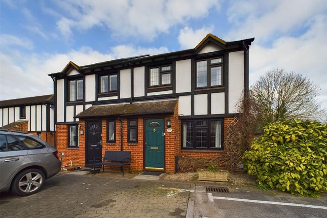 Thumbnail Semi-detached house for sale in Kings Chase, East Molesey