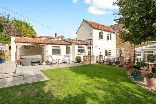 3-bed detached on Long Ground, Somerset, £675,000