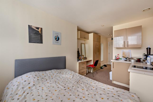 Flat for sale in Pall Mall, Liverpool