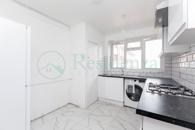 Hazelhurst Road, London photo 2