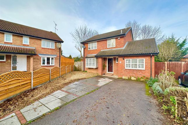 Thumbnail Detached house for sale in Catesby Green, Luton