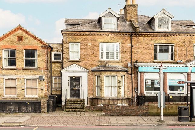 Thumbnail Flat for sale in Roehampton Lane, London