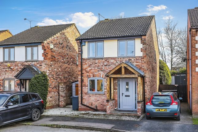 Thumbnail Detached house for sale in Meadow Close, Horsley Woodhouse, Ilkeston