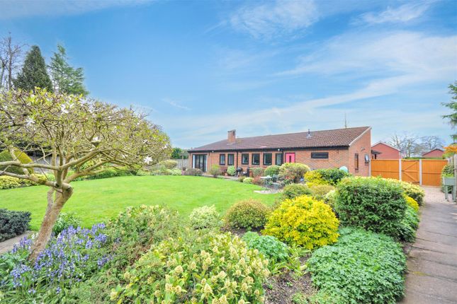 3-bed house on Tall Trees, Highlows Lane, Stone, £595,000