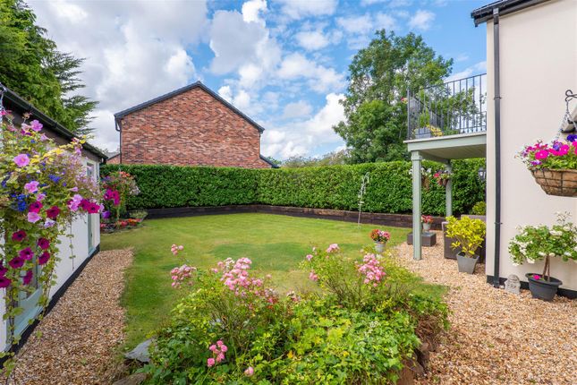64, Pear Tree Cottage, The Gravel, Preston photo 4