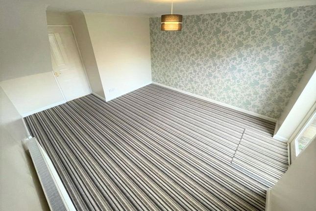 4, Kesworth Drive, Telford photo 3