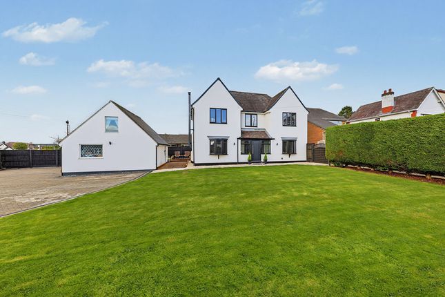 4 Bedroom Detached in S42 5LL