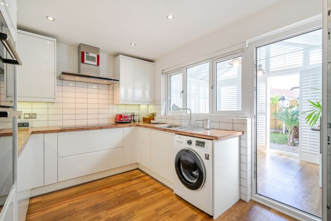 20, Elderwood Drive, Bristol photo 3