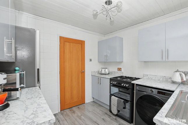 21, Crossway, Widnes photo 3