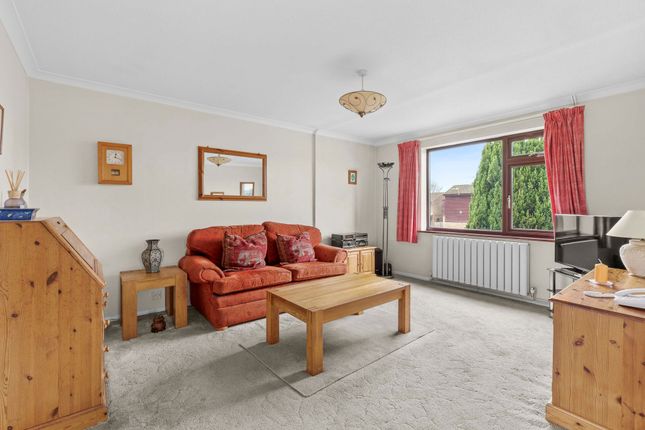 15b Oakengrove Court Oakengrove Road, High Wycombe photo 3