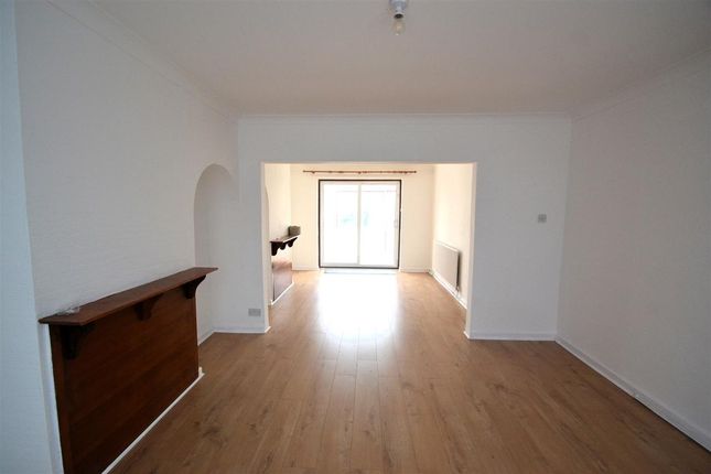 Semi-detached house to rent in Unwin Avenue, Feltham